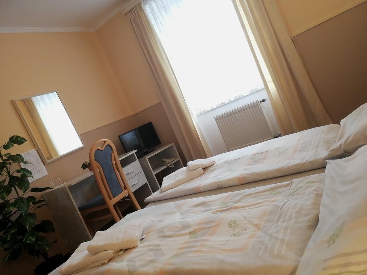 פראג Hotel Wertheim מראה חיצוני תמונה