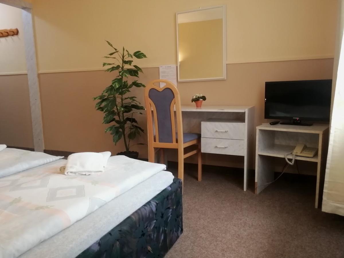 פראג Hotel Wertheim מראה חיצוני תמונה